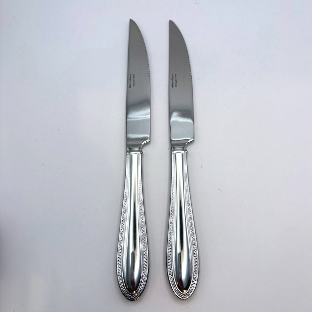 Reed & Barton Laurel Stainless Steak Dinner Knives Set of 2 Silverware 9.5"